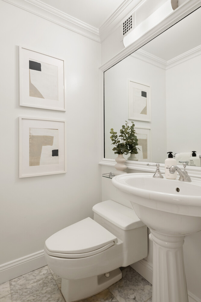 900 Park Avenue 5E Upper East Side New York NY 10075