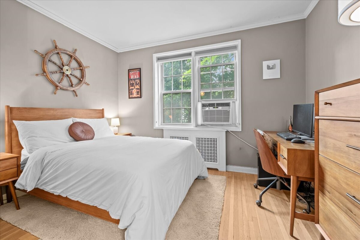 1125 Lorimer Street 2J Greenpoint Brooklyn NY 11222