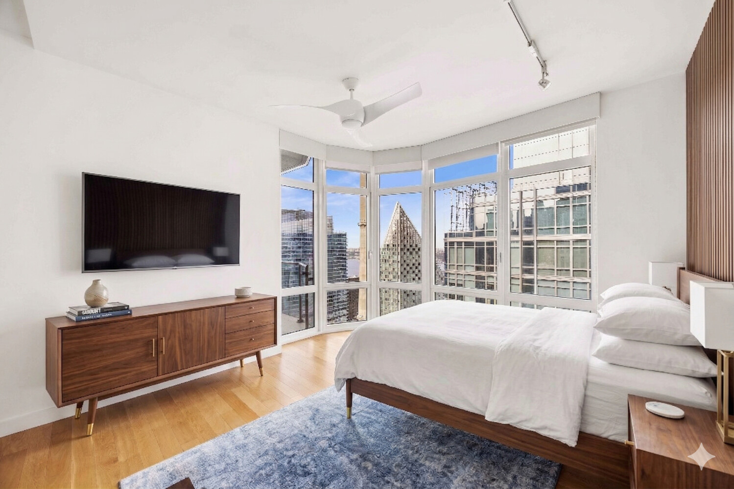 555 West 59th Street 32B Lincoln Square New York NY 10019