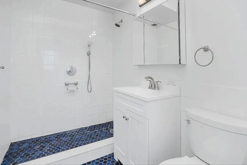 2 South End Avenue 3P Battery Park City New York NY 10280