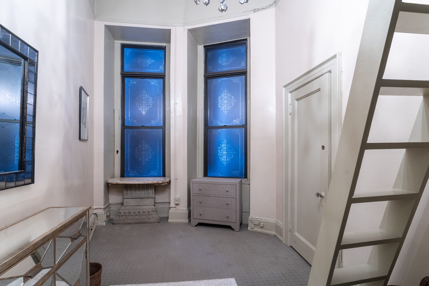 205 West 57th Street 2CB Midtown West New York NY 10019