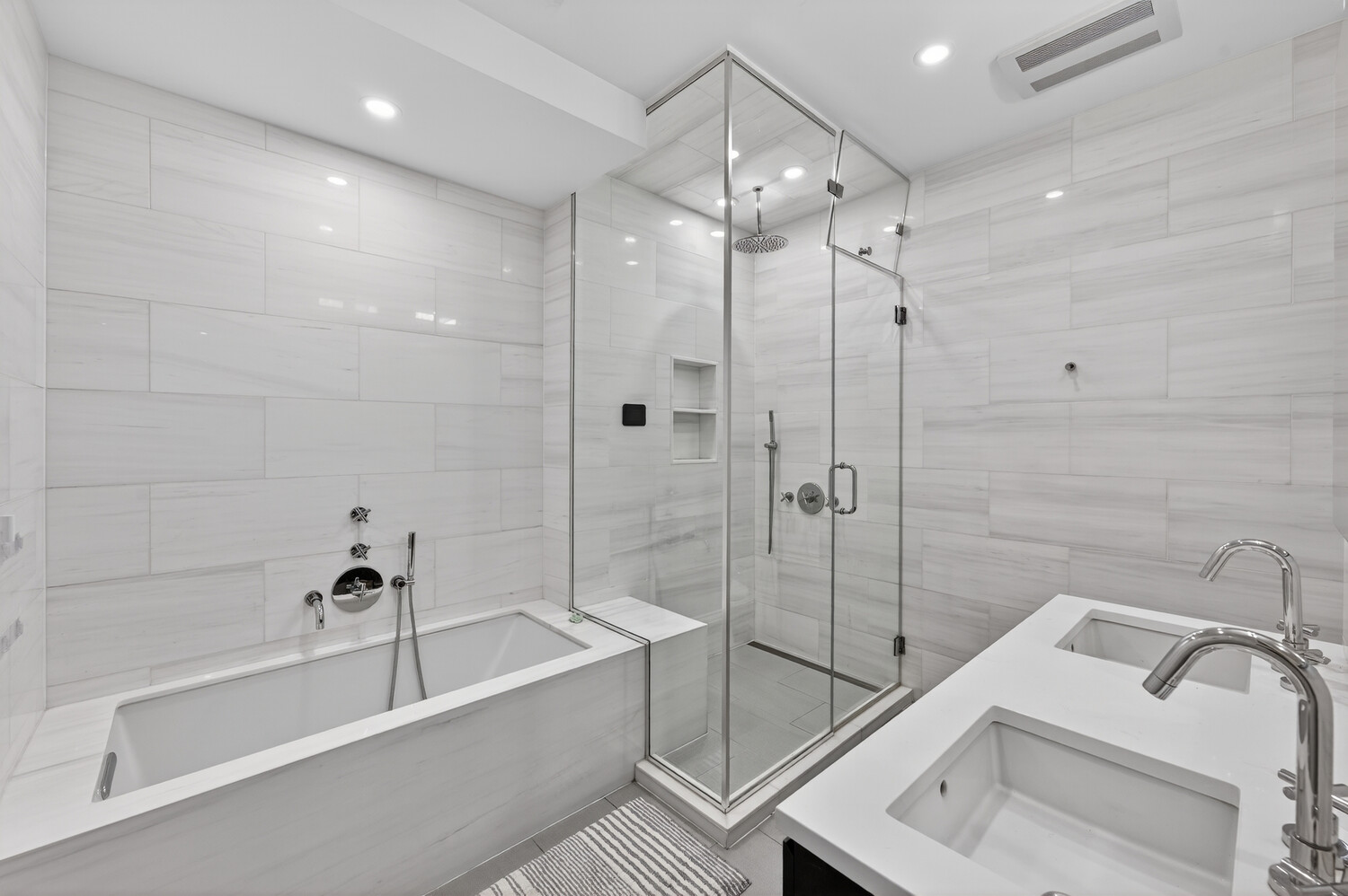 17 East 17th Street 2FL Flatiron District New York NY 10003