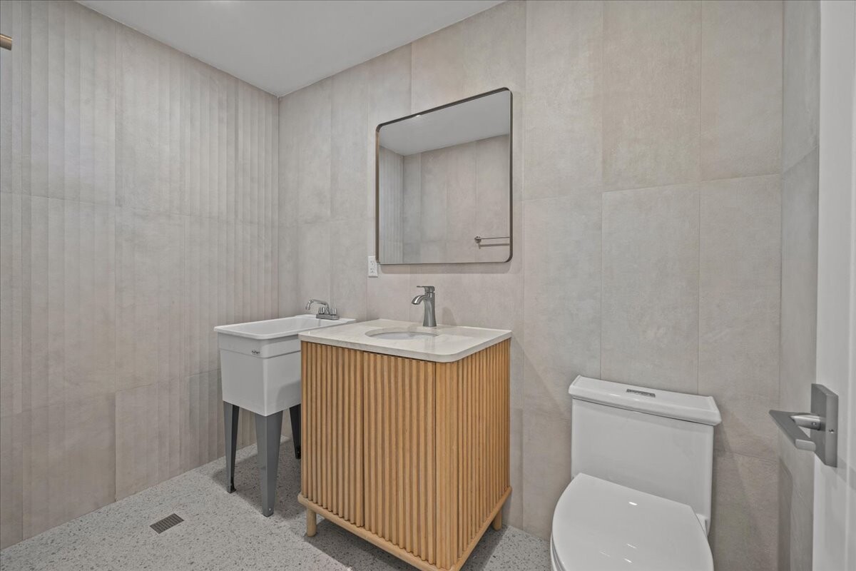 147 Luquer Street 1 Carroll Gardens Brooklyn NY 11231