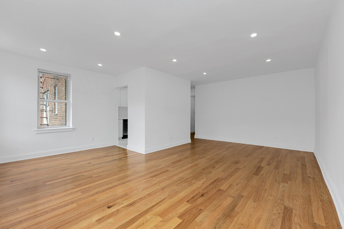 66-33 Yellowstone Blvd. 5D Forest Hills Queens NY 11375