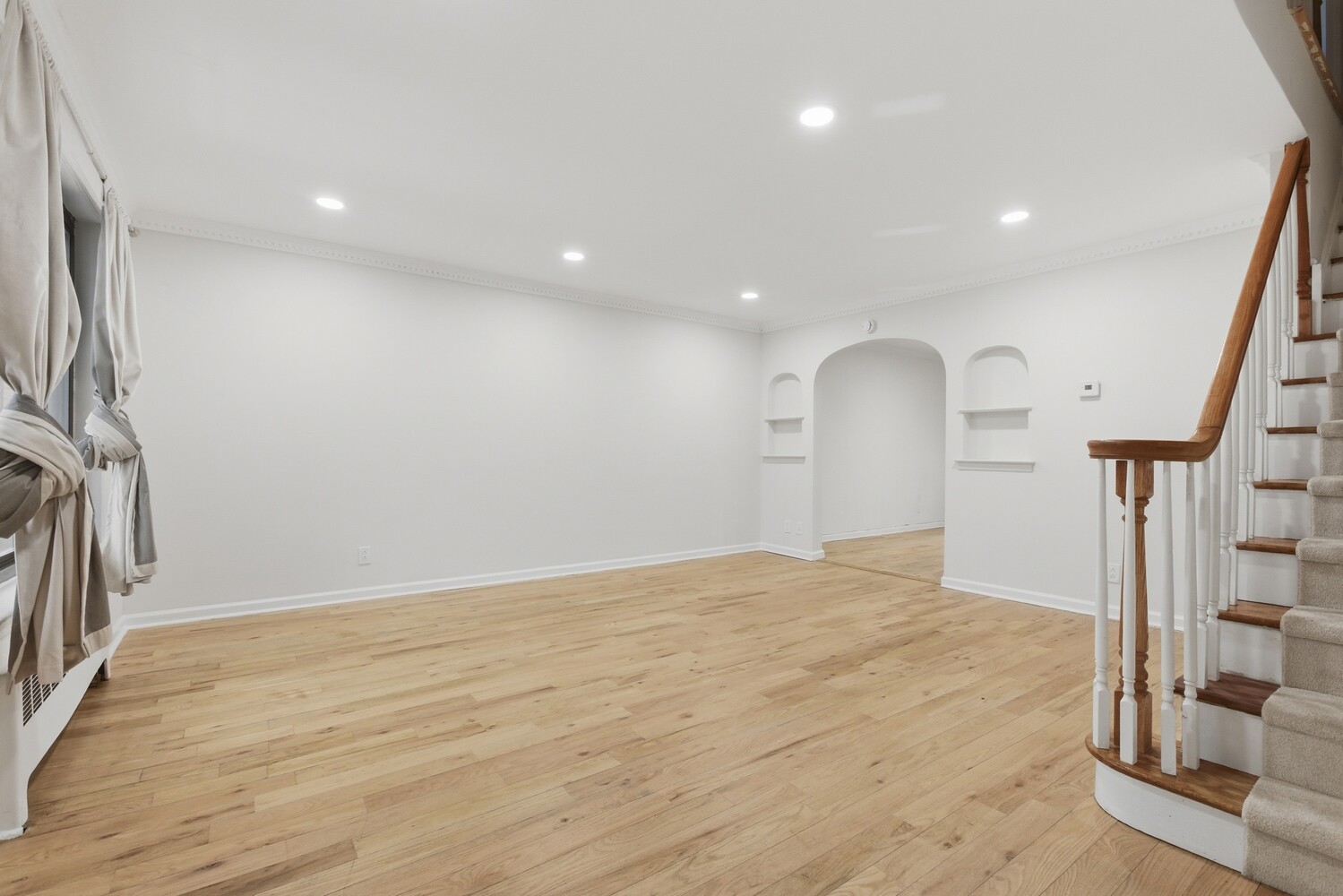 64-36 Austin Street HOUSE Rego Park Queens NY 11374