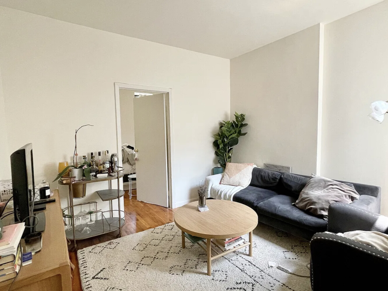 230 East 25th Street 4A Kips Bay New York NY 10010