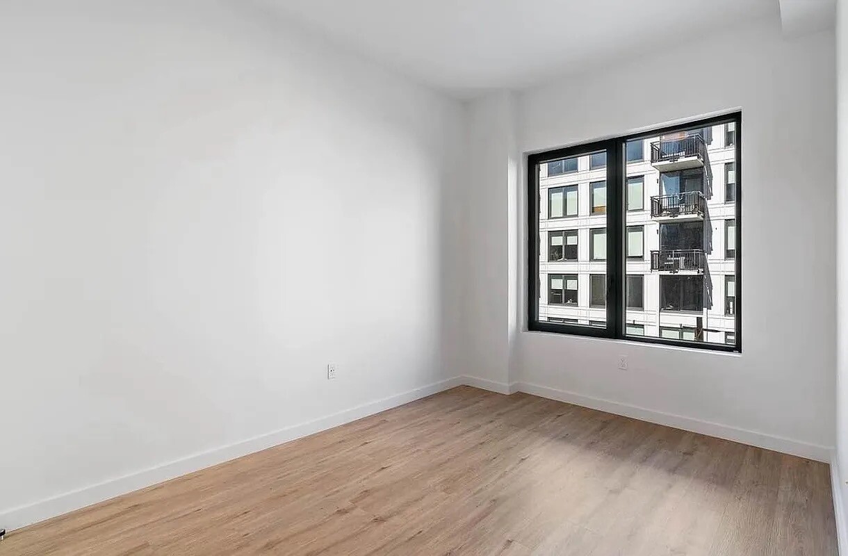 161 Lenox Road 512 Flatbush Brooklyn NY 11226