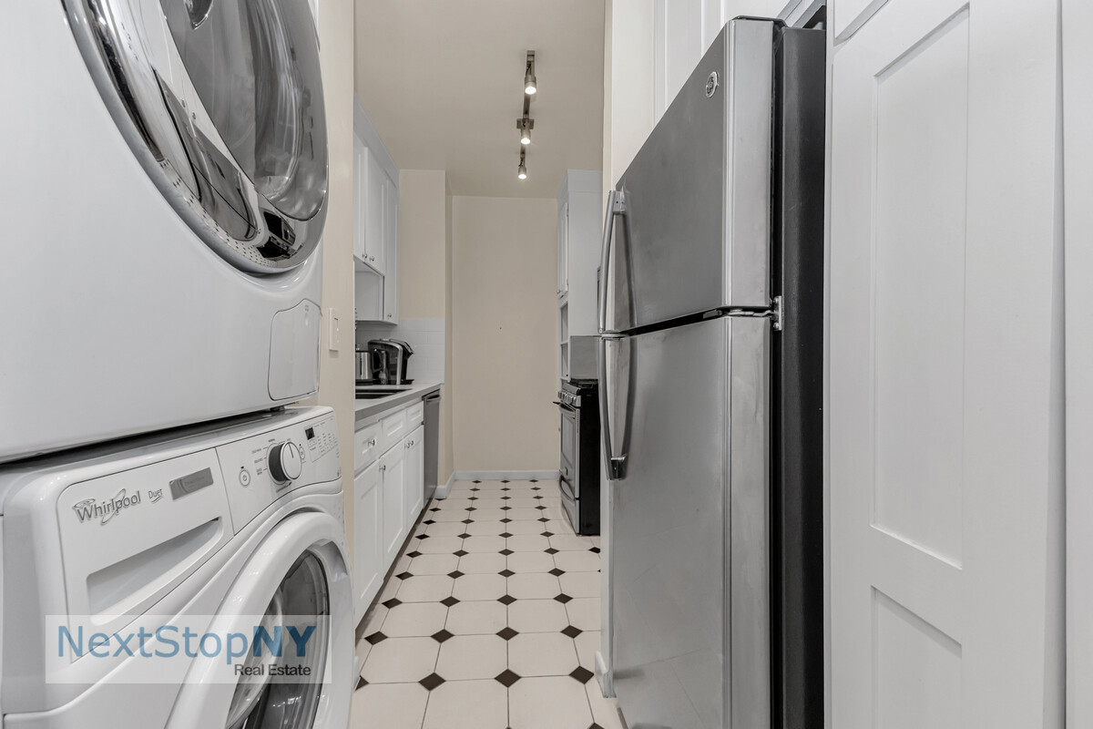 303 East 57th Street 24E Sutton Place New York NY 10022