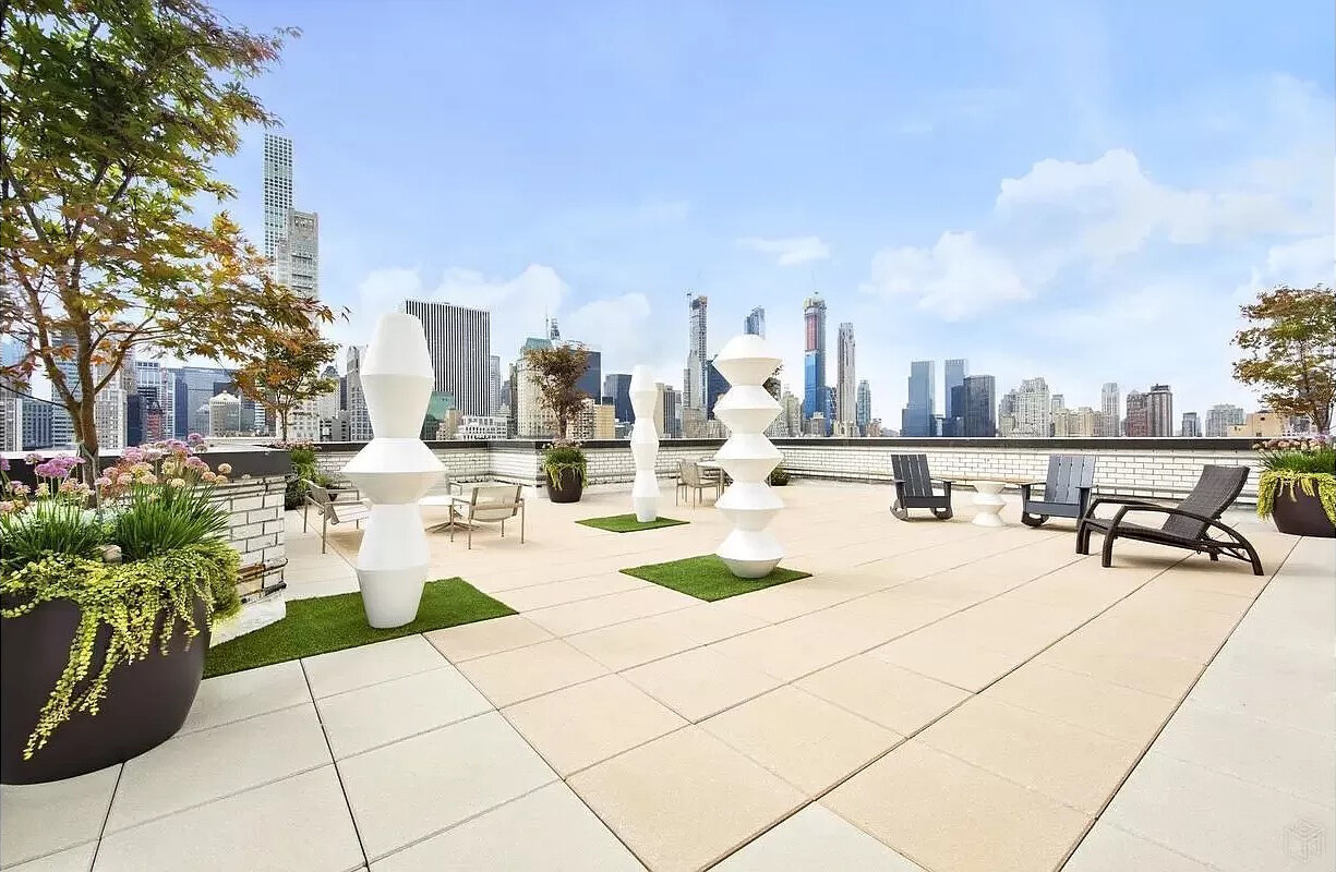 650 Park Avenue 14F Upper East Side New York NY 10065