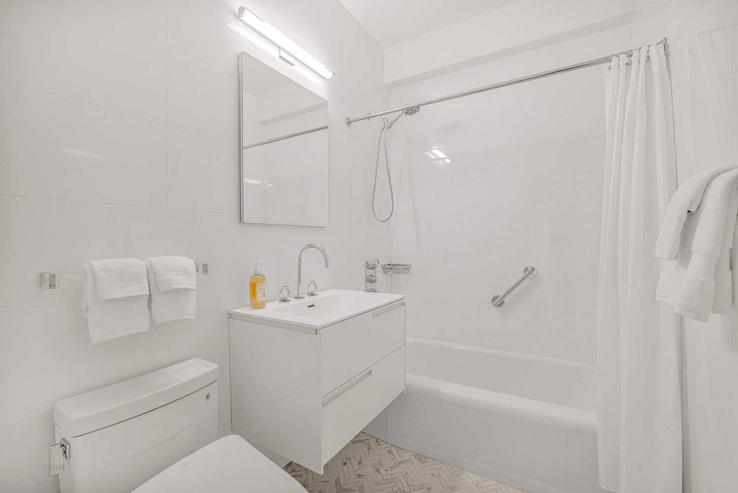 910 Fifth Avenue 15A Upper East Side New York NY 10021