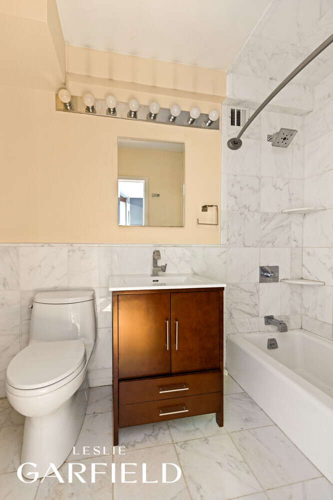 67 East 11th Street 216 Greenwich Village New York NY 10003