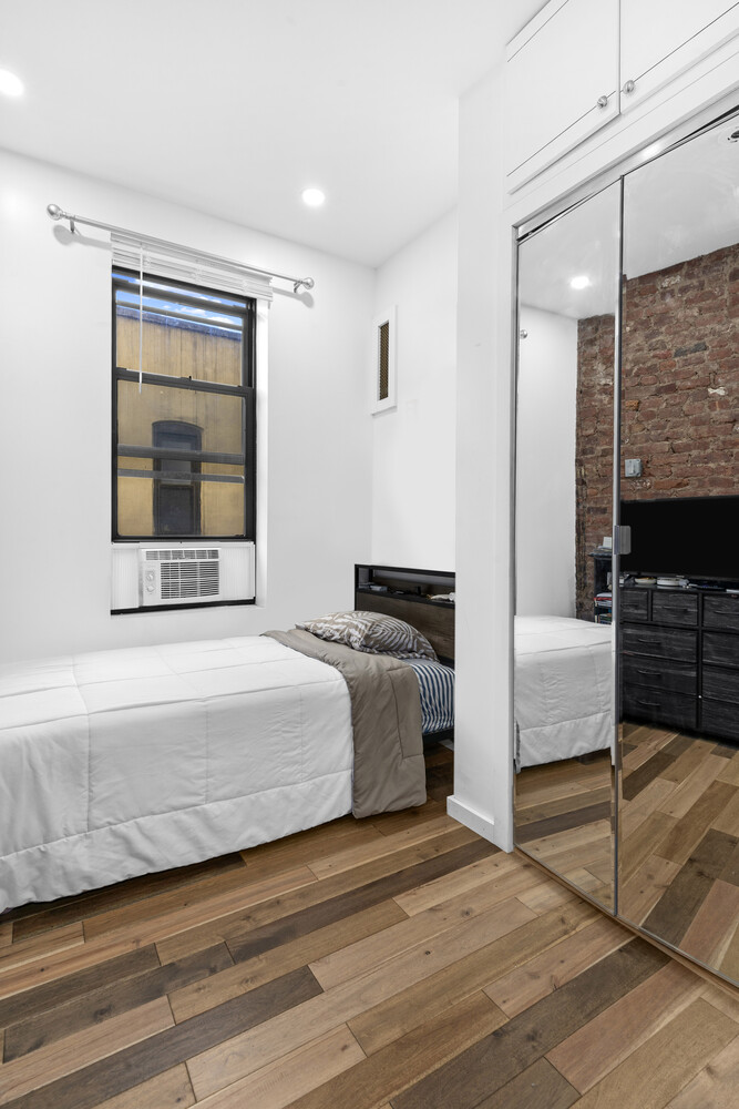 309 East Houston Street 4E Lower East Side New York NY 10002