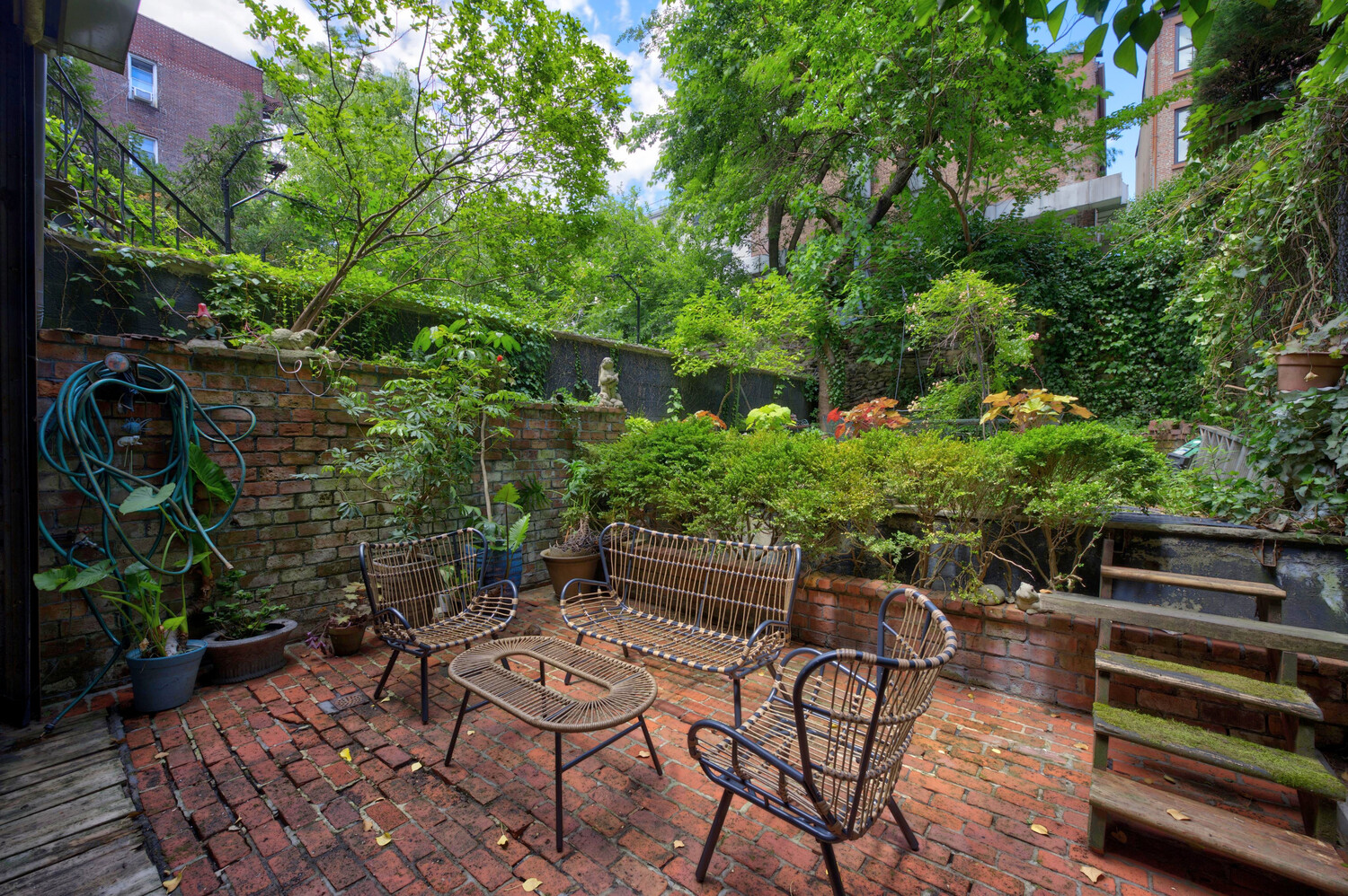 437 West 43rd Street 1G Clinton New York NY 10036