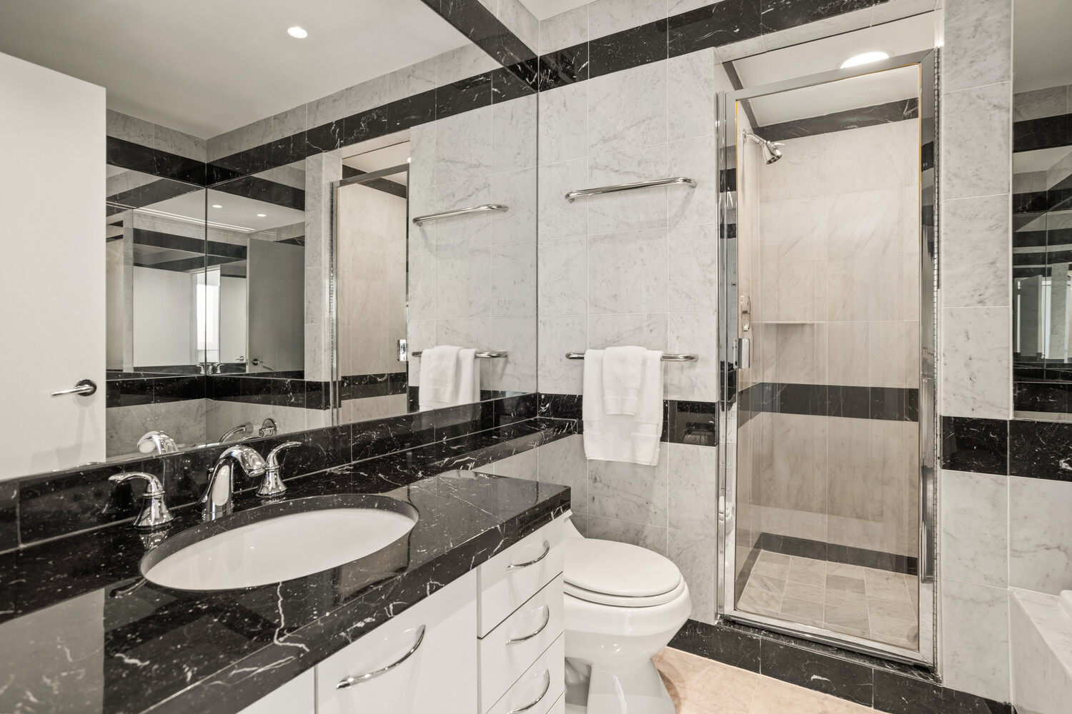 150 West 56th Street 5206 Midtown West New York NY 10019