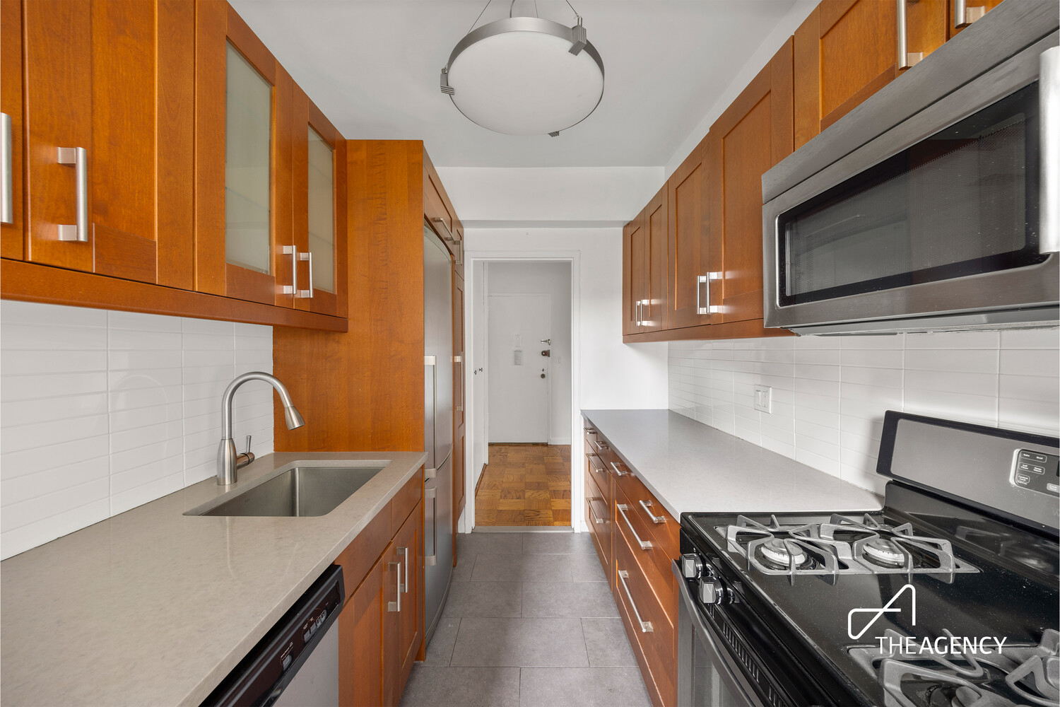 333 East 55th Street 14B Sutton Place New York NY 10022