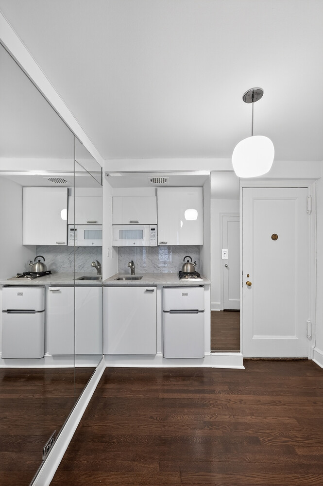 203 East 72nd Street 3N Upper East Side New York NY 10021