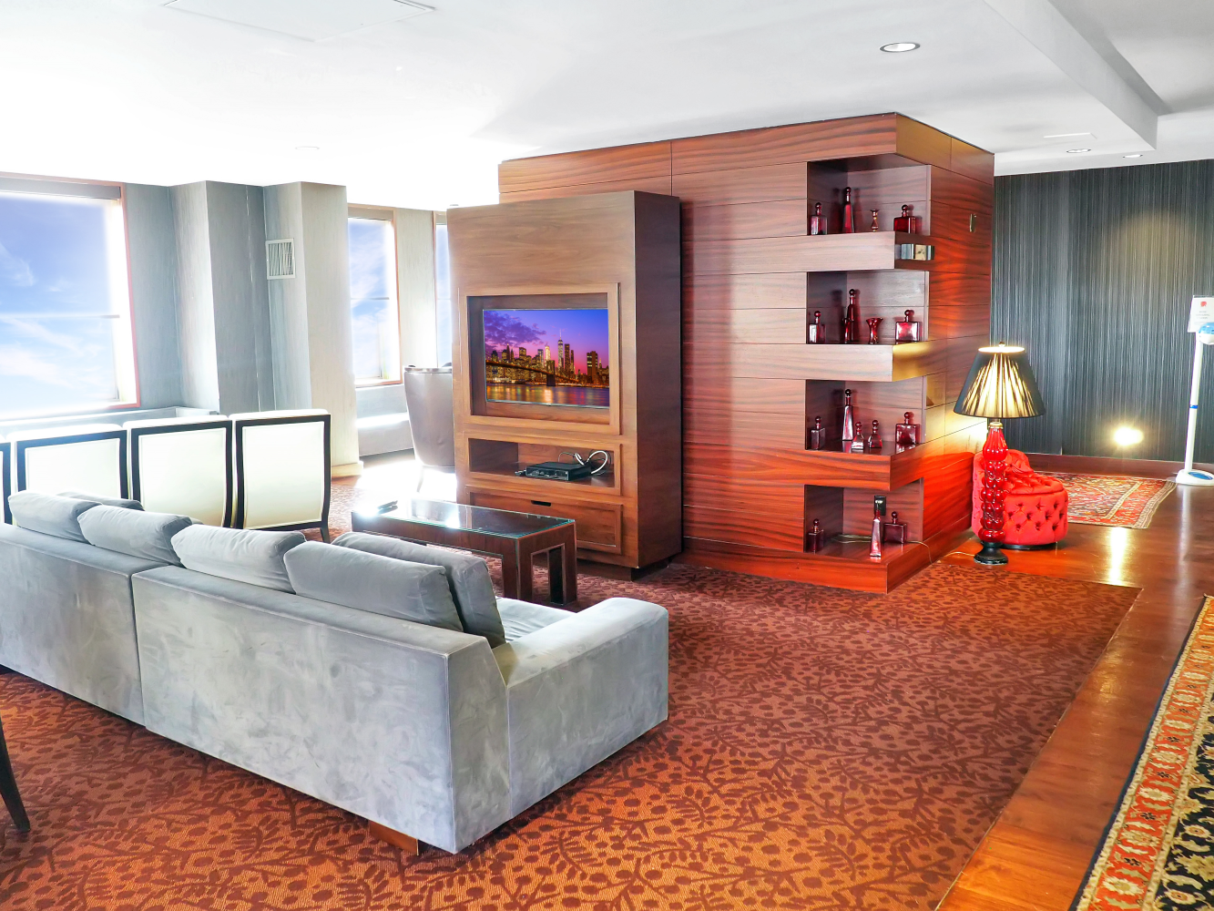 88 Greenwich Street, #522