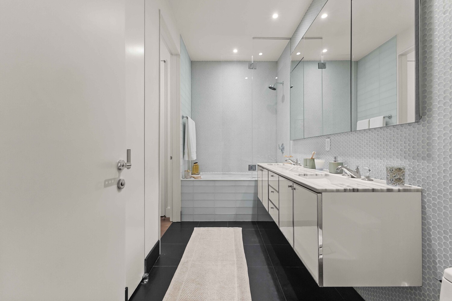 25 Broad Street 15K Financial District New York NY 10004