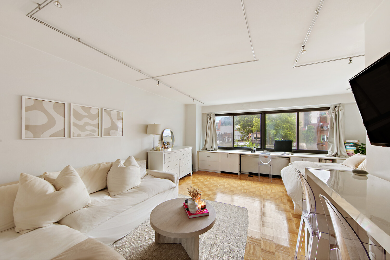 201 West 21st Street 6H Chelsea New York NY 10011