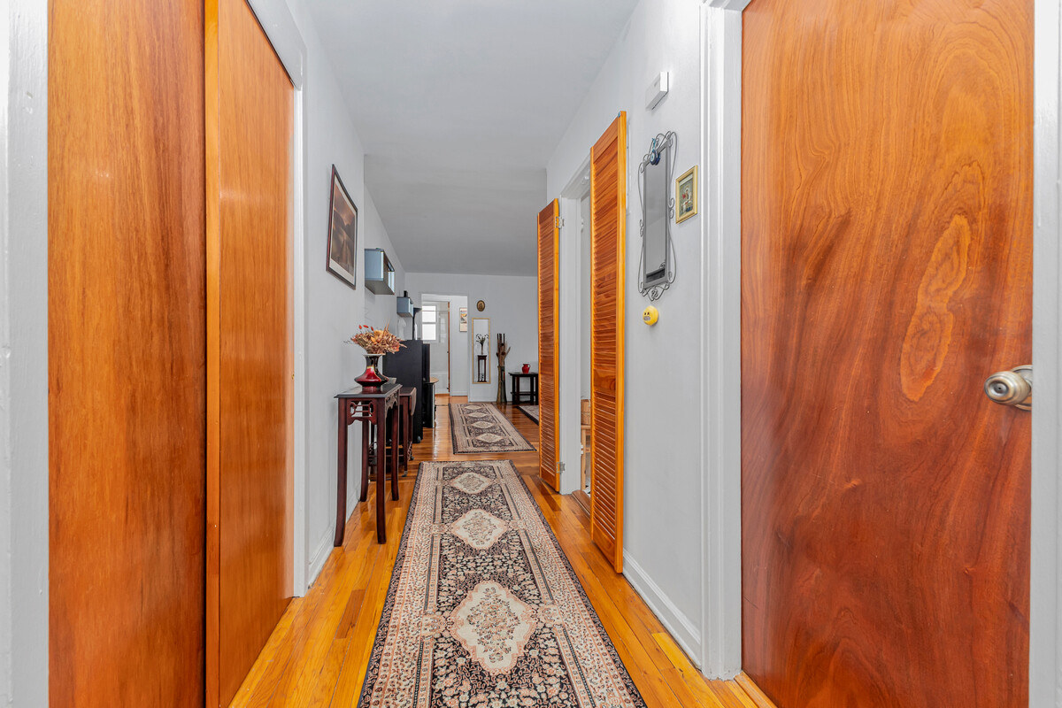 66-33 Yellowstone Blvd. 5B Forest Hills Queens NY 11375