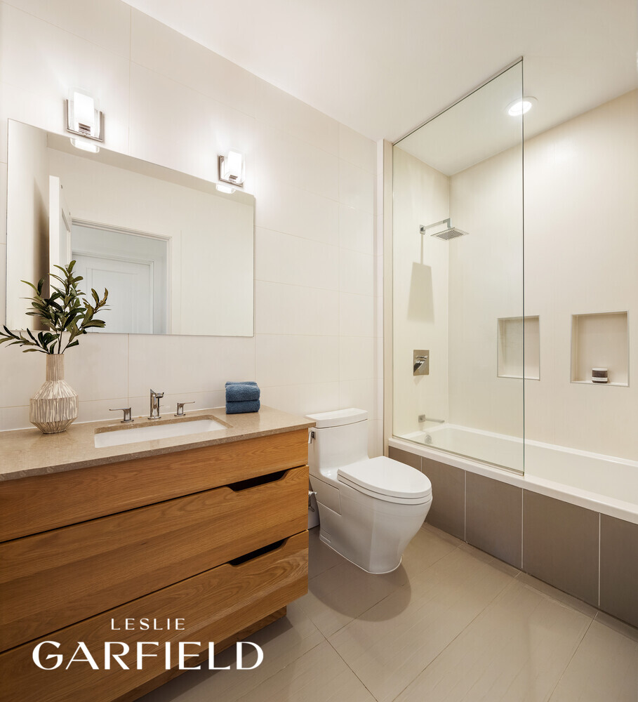 33 West 71st Street Lincoln Square New York NY 10023