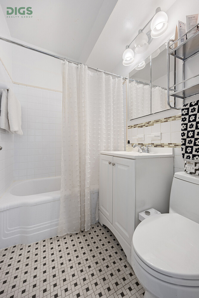 311 East 71st Street 10F Upper East Side New York NY 10021