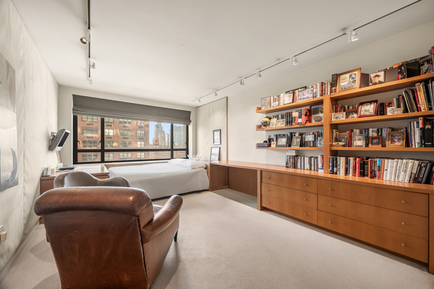 190 East 72nd Street 17AB Upper East Side New York NY 10021