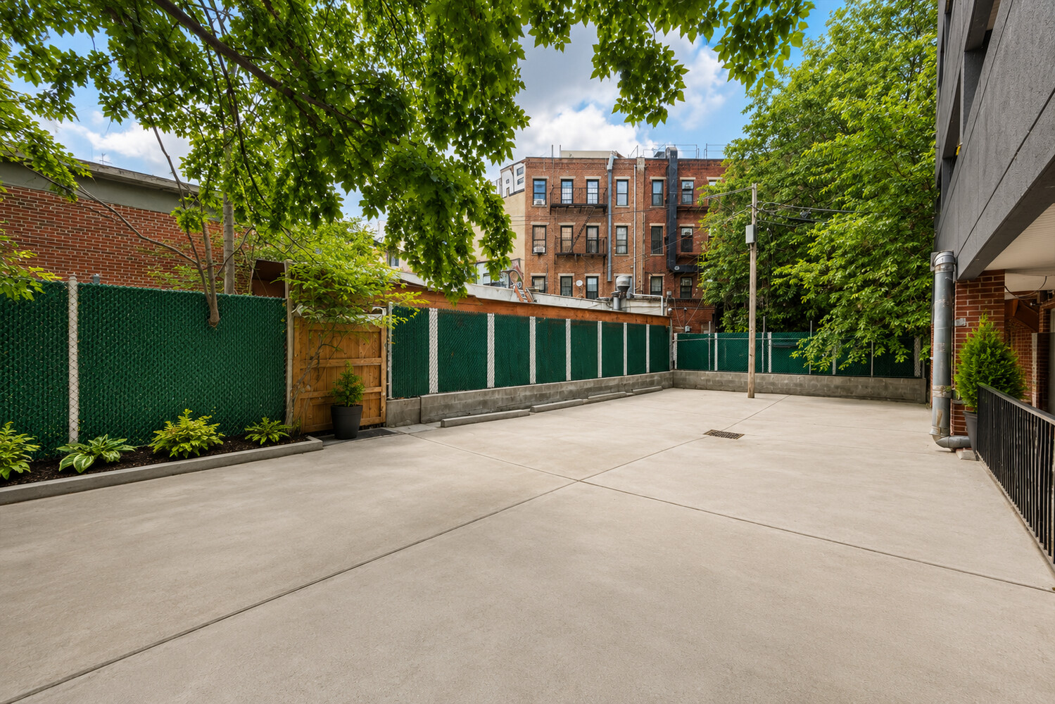 385 Vernon Avenue Bedford Stuyvesant Brooklyn NY 11206