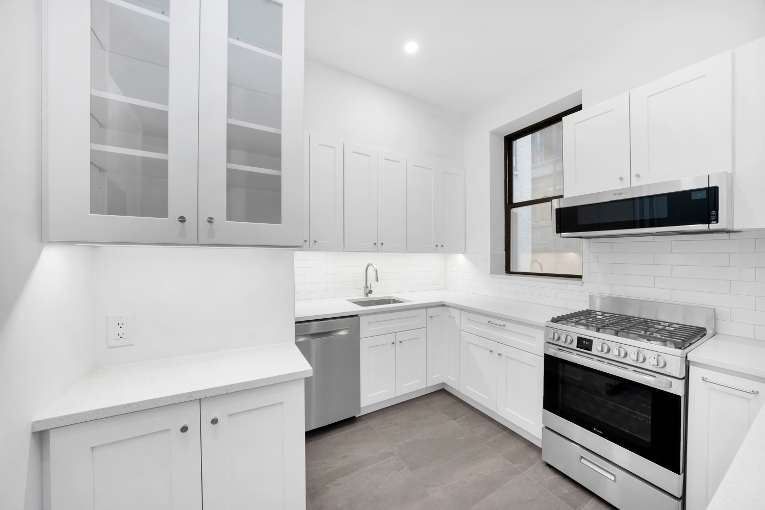 135 West 16th Street 111 Chelsea New York NY 10011