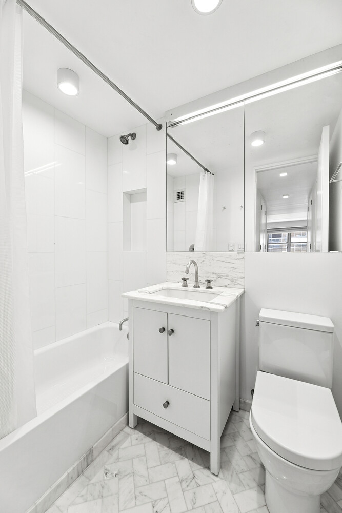 360 East 72nd Street B610 Upper East Side New York NY 10021