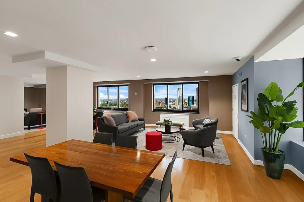 200 Rector Place 31C Battery Park City New York NY 10280