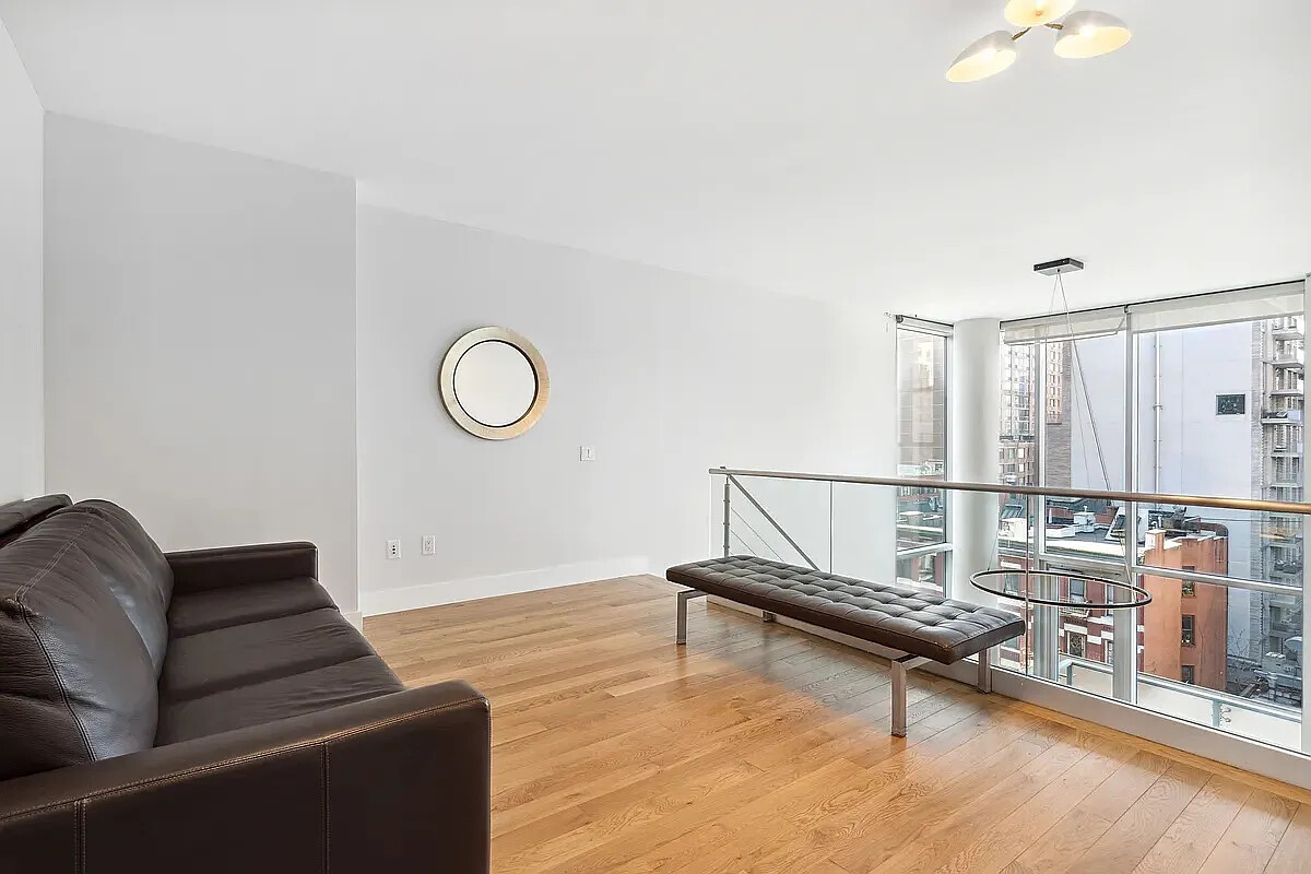 464 West 44th Street Clinton New York NY 10036