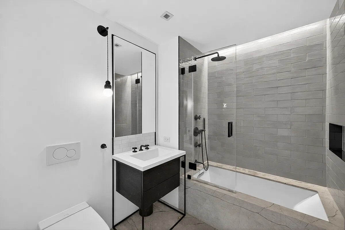 175 West 10th Street 2 W. Greenwich Village New York NY 10014