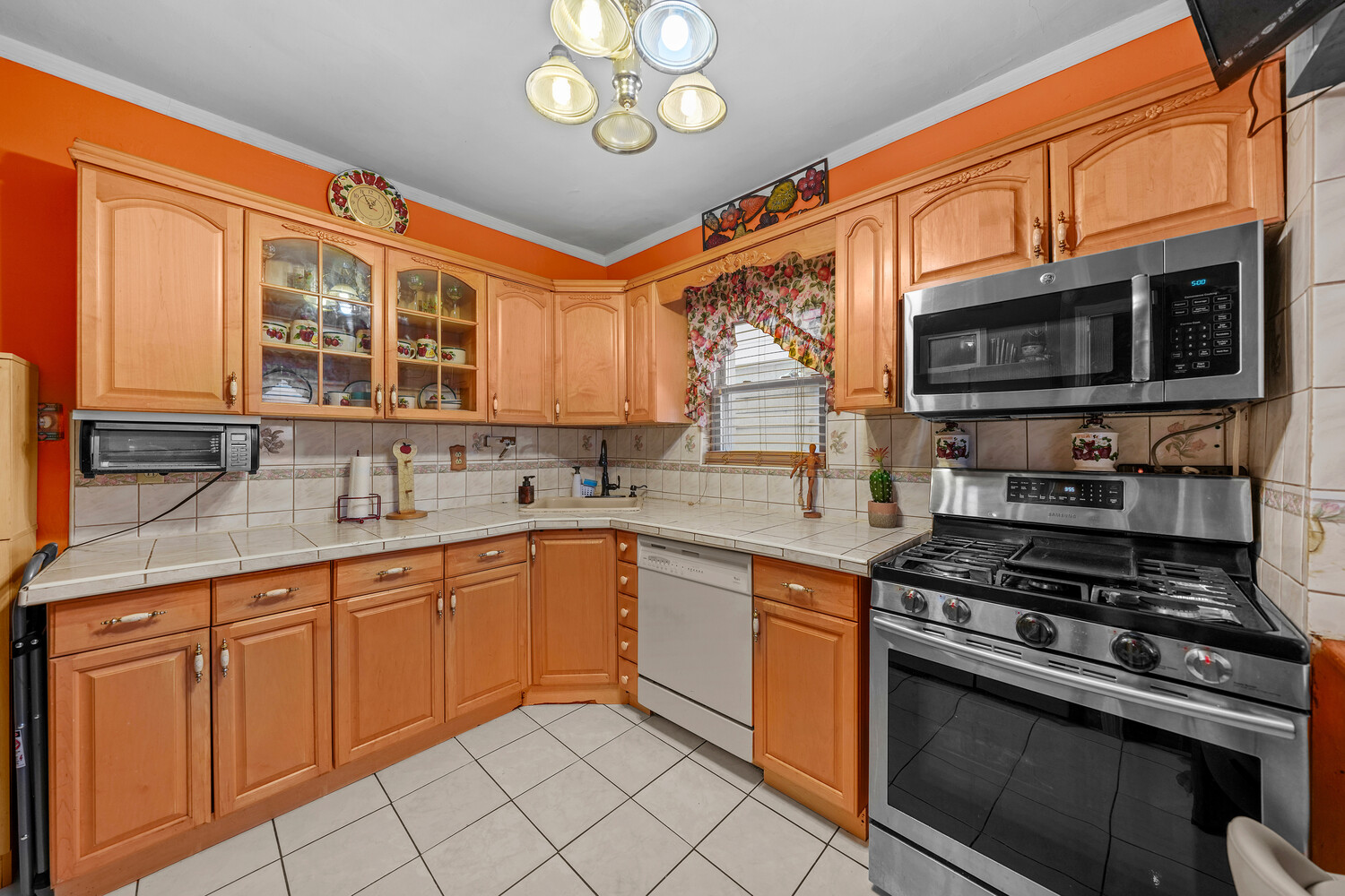 1647 East 49th Street Flatlands Brooklyn NY 11234