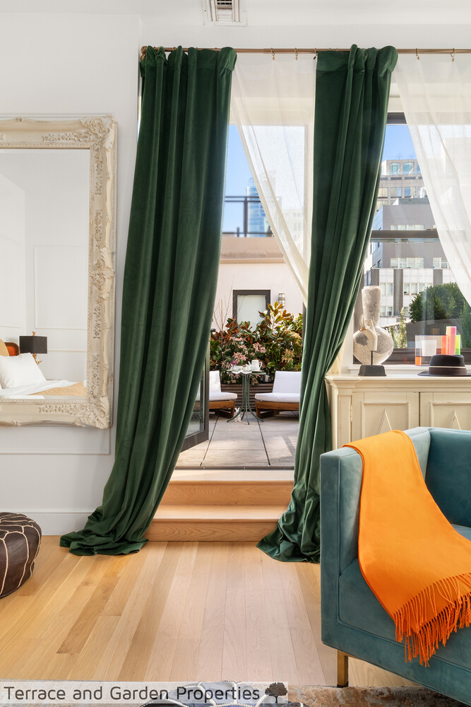 25 Broad Street PH2D Financial District New York NY 10004