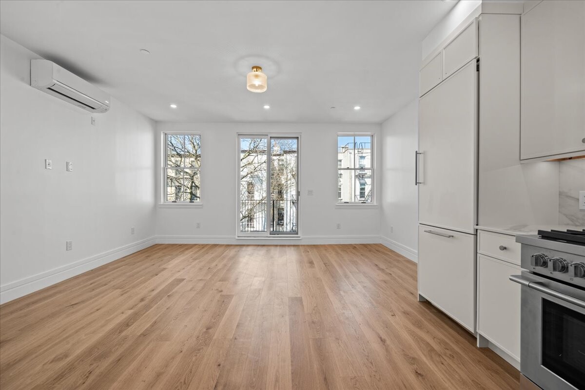 147 Luquer Street 3 Carroll Gardens Brooklyn NY 11231