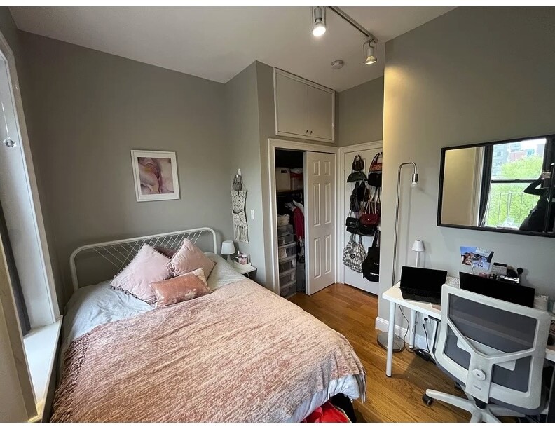 163 Chrystie Street Lower East Side New York NY 10002