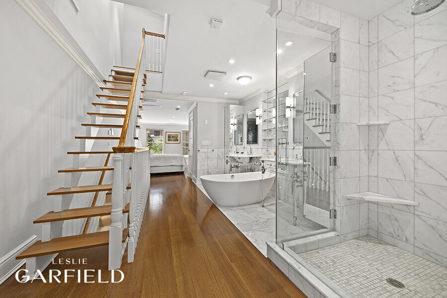 320 East 55th Street TH Sutton Place New York NY 10022