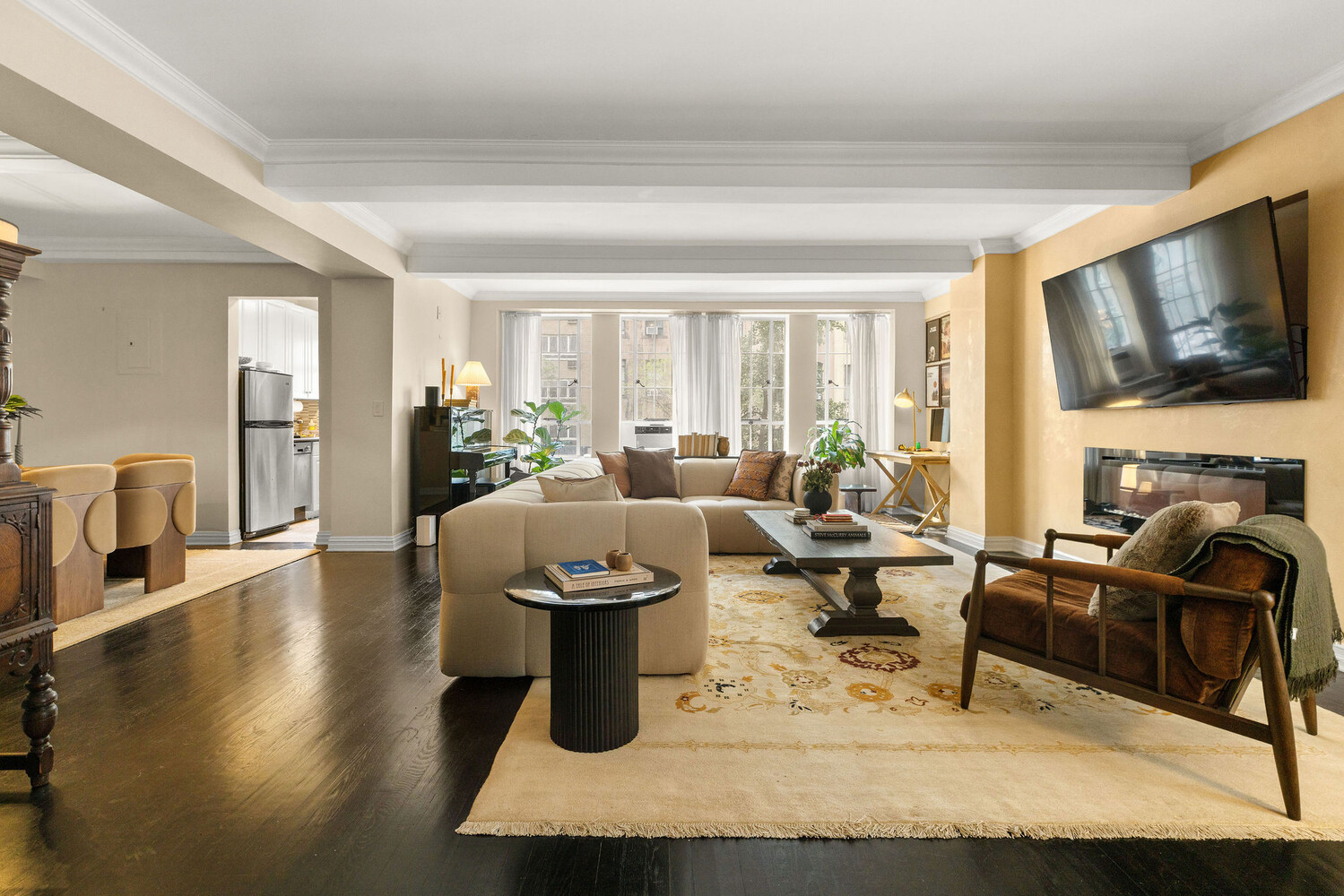340 West 57th Street 2B Clinton New York NY 10019