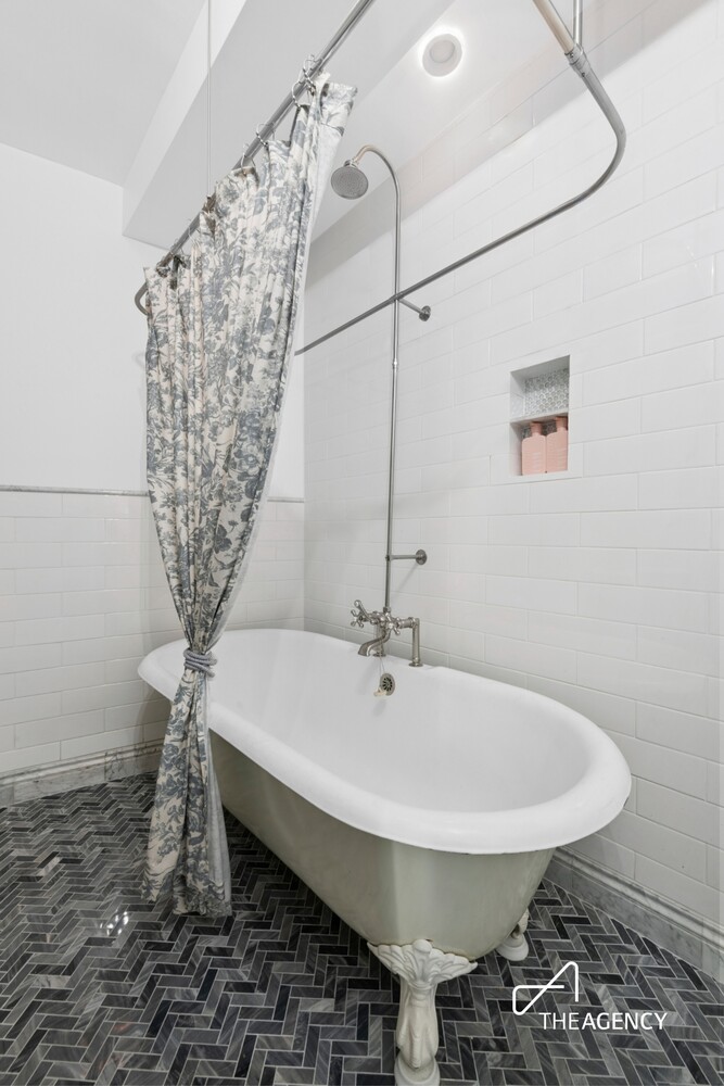 350 East 62nd Street 6DE Upper East Side New York NY 10065