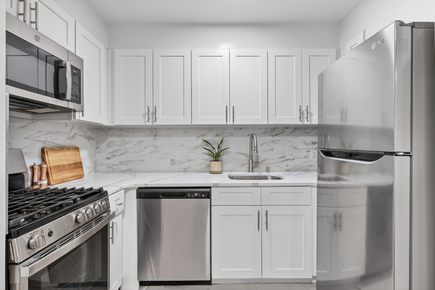 308 East 38th Street Murray Hill New York NY 10016