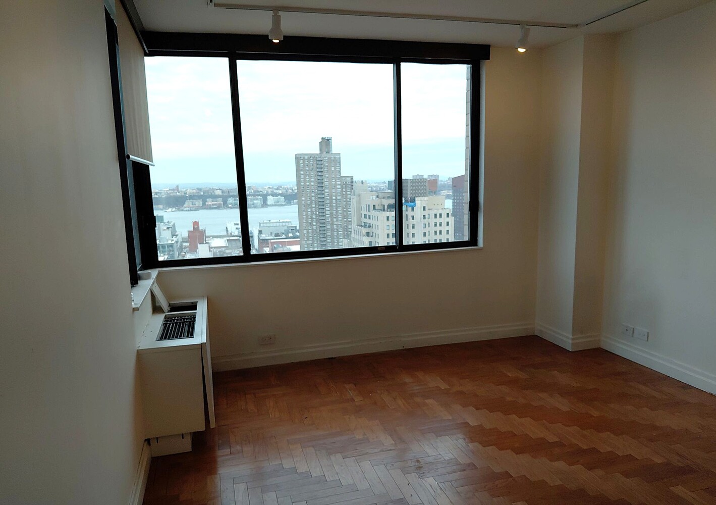 350 West 50th Street 30E Clinton New York NY 10019