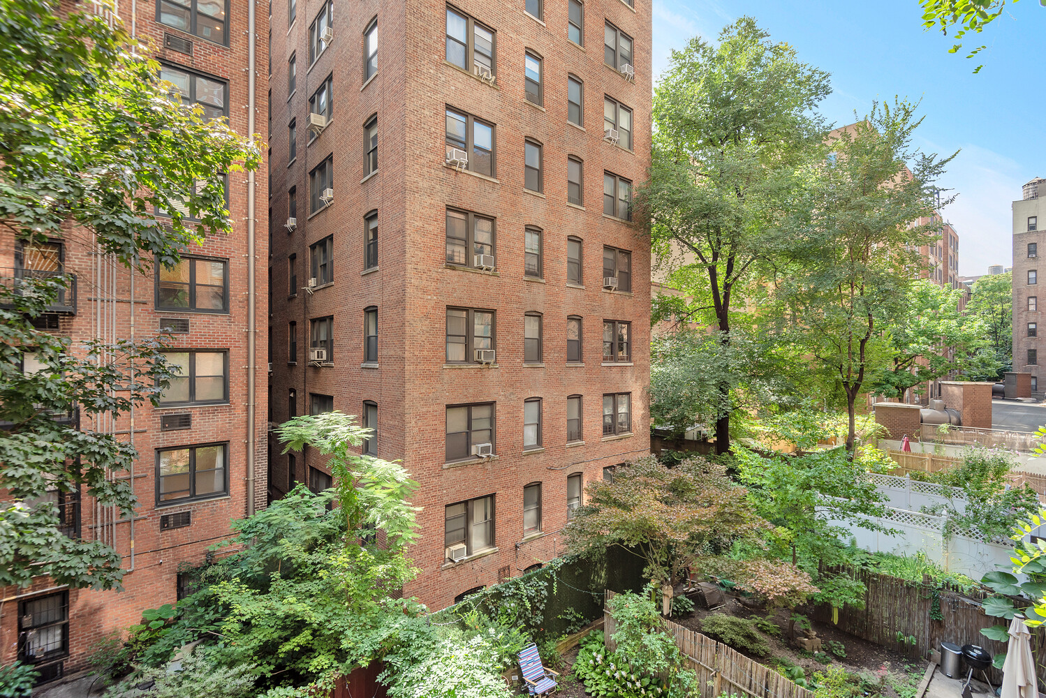 314 West 56th Street 2A Clinton New York NY 10019
