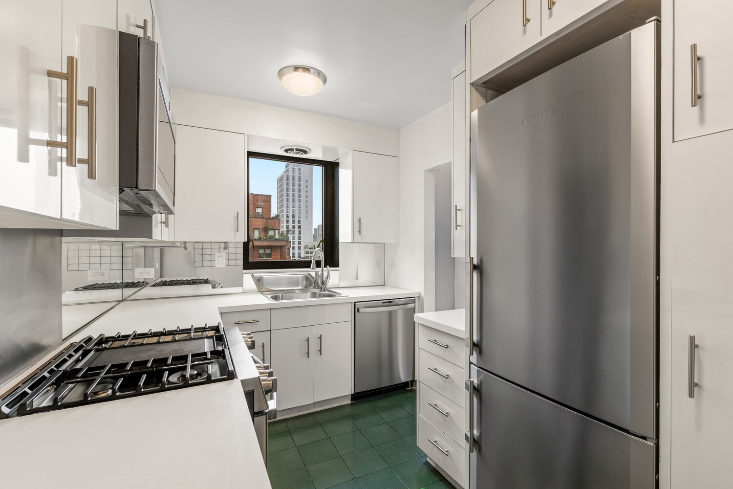 190 East 72nd Street 19B Upper East Side New York NY 10021