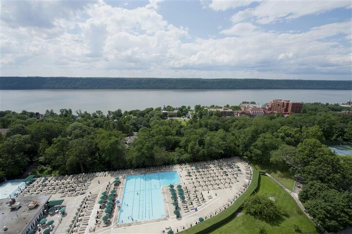 5700 Arlington Avenue 5M Riverdale Bronx NY 10471