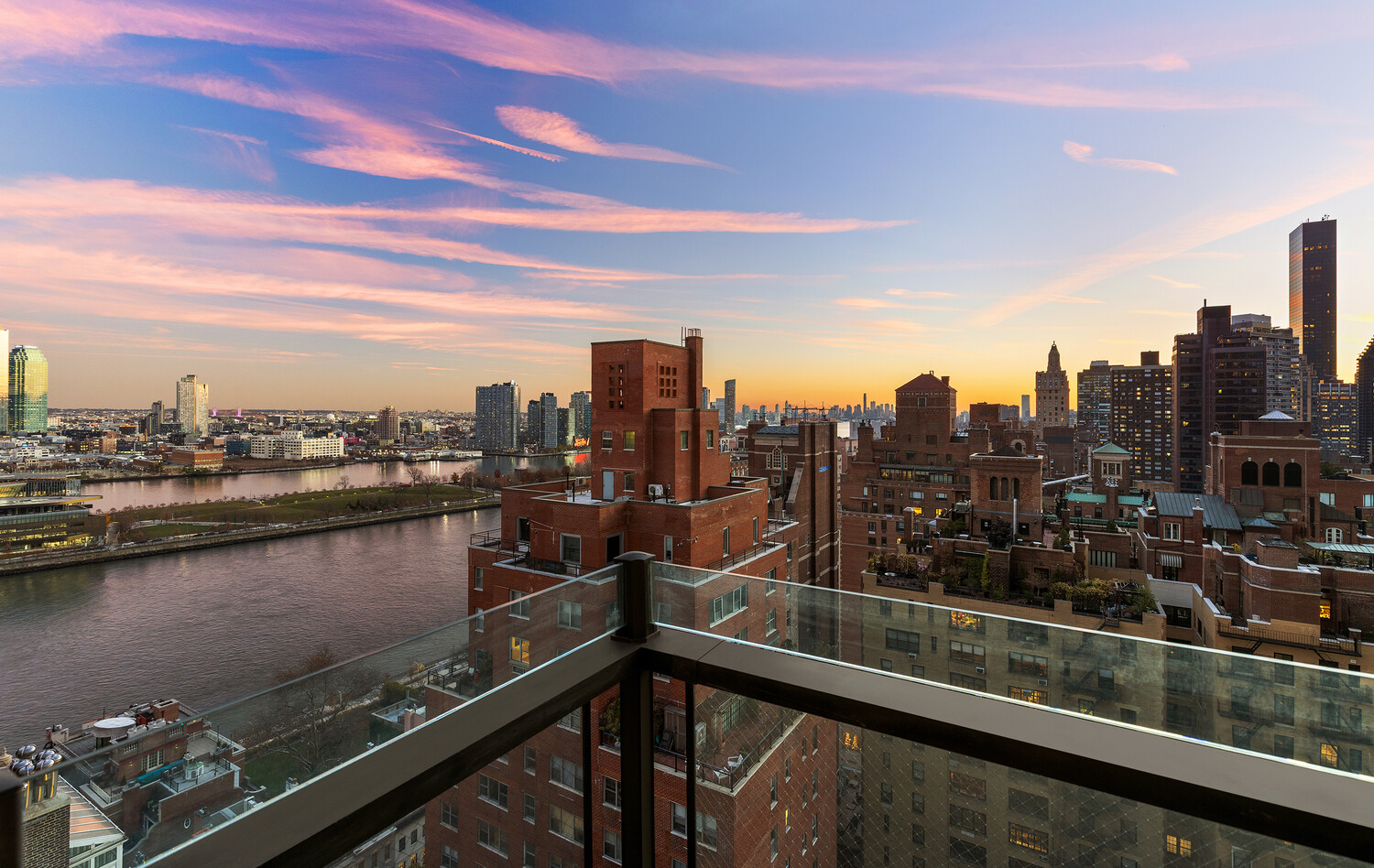 425 East 58th Street 22H Sutton Place New York NY 10022