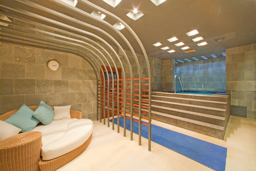 100 Maspeth Avenue 2H East Williamsburg Brooklyn NY 11211