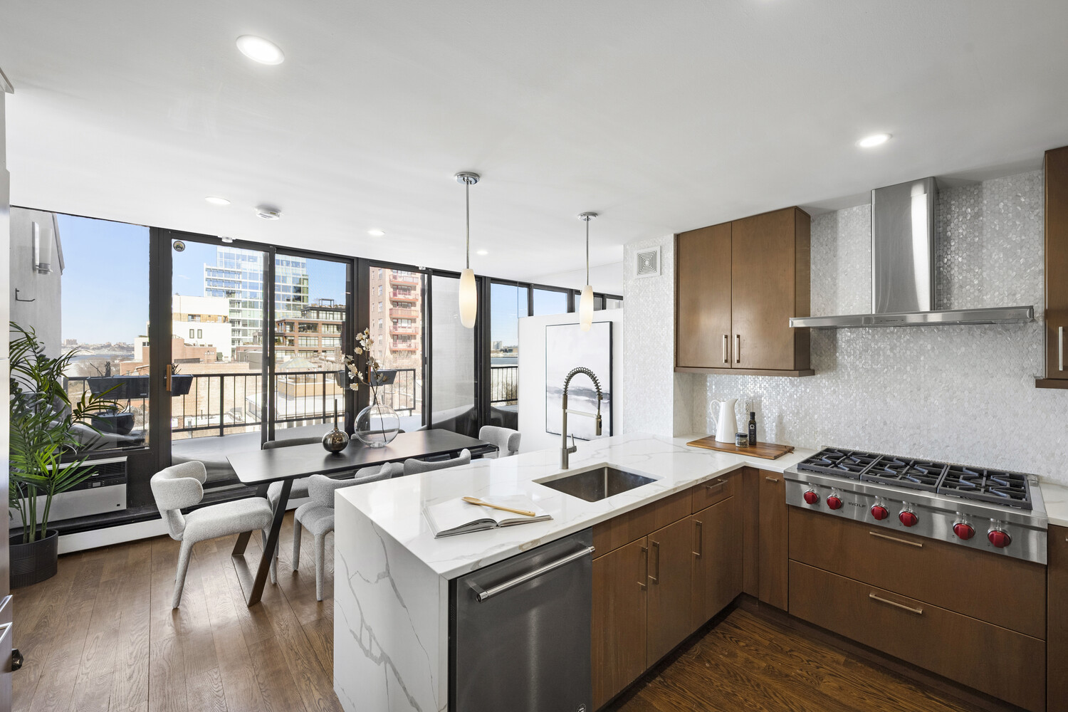 130 Barrow Street PH20 W. Greenwich Village New York NY 10014