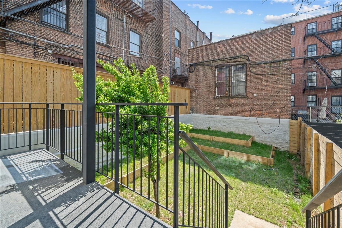 118 Madison Street 1 Bedford Stuyvesant Brooklyn NY 11216
