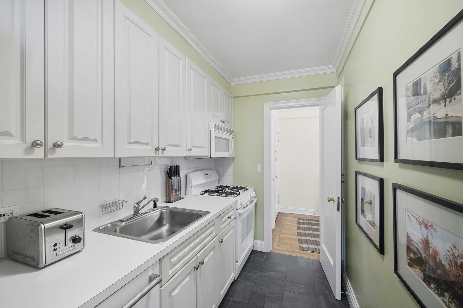 414 East 52nd Street 9F Beekman Place New York NY 10022